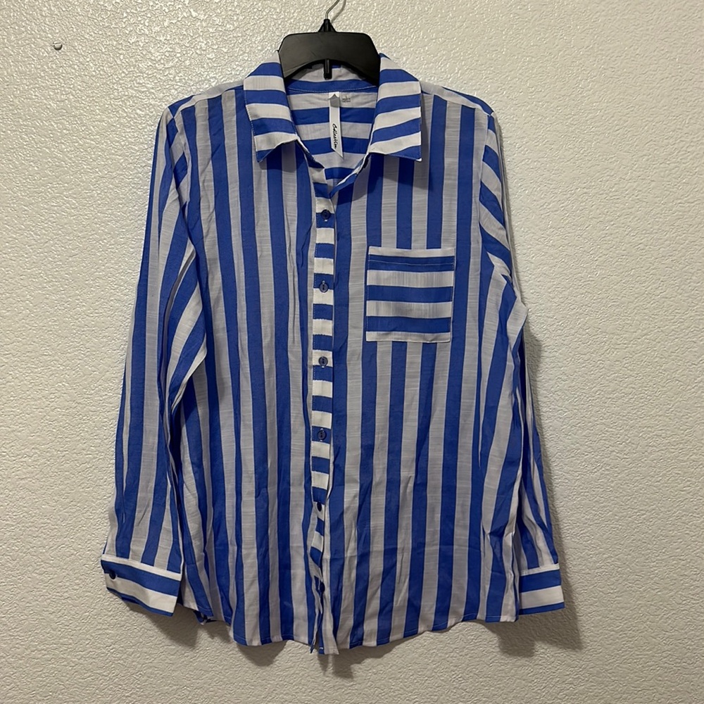 ❗️SOLD❗️ny collection • blue and white striped button down